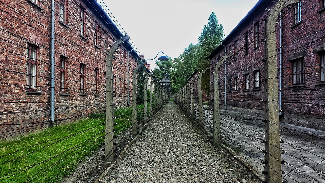 Image - poland auschwitz architecture