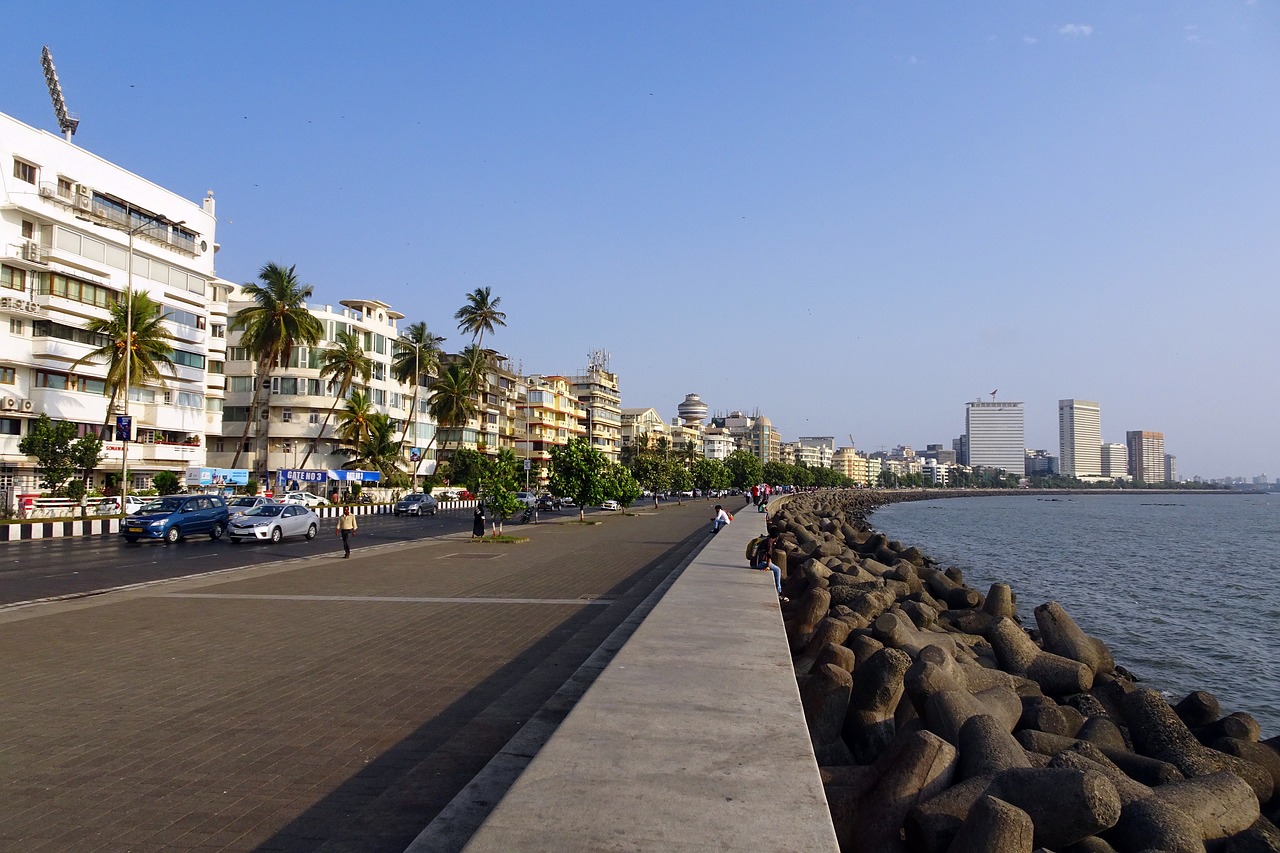 Image - marine drive boulevard south mumbai