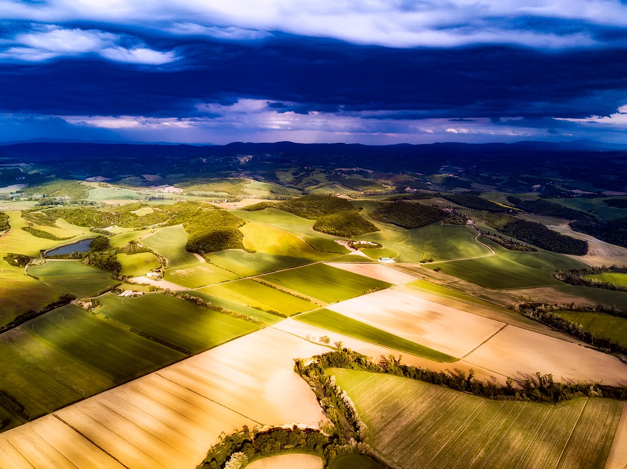 Image - italy fields meadow landscape