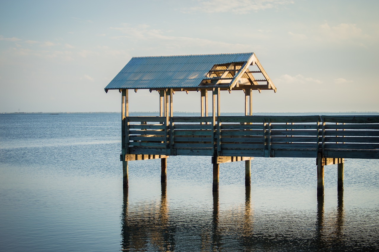 Image - house bay water