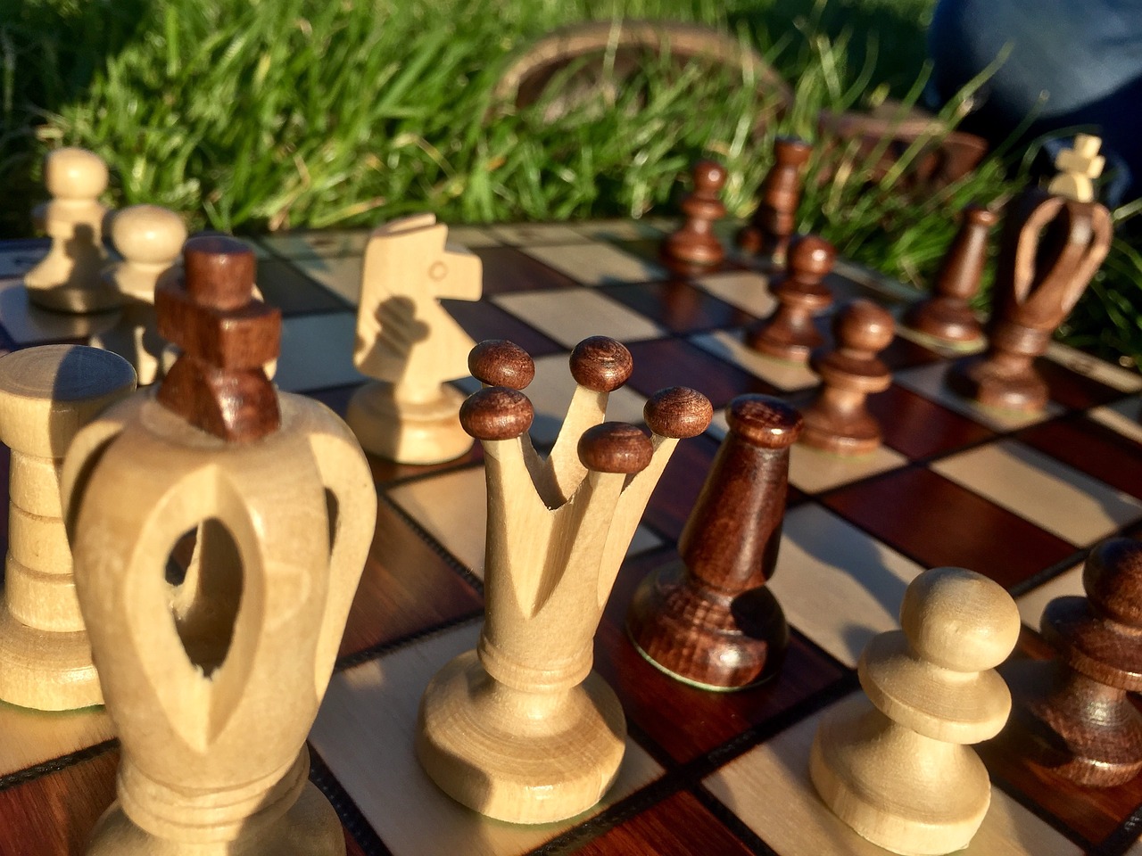 Image - chess game outside wood board