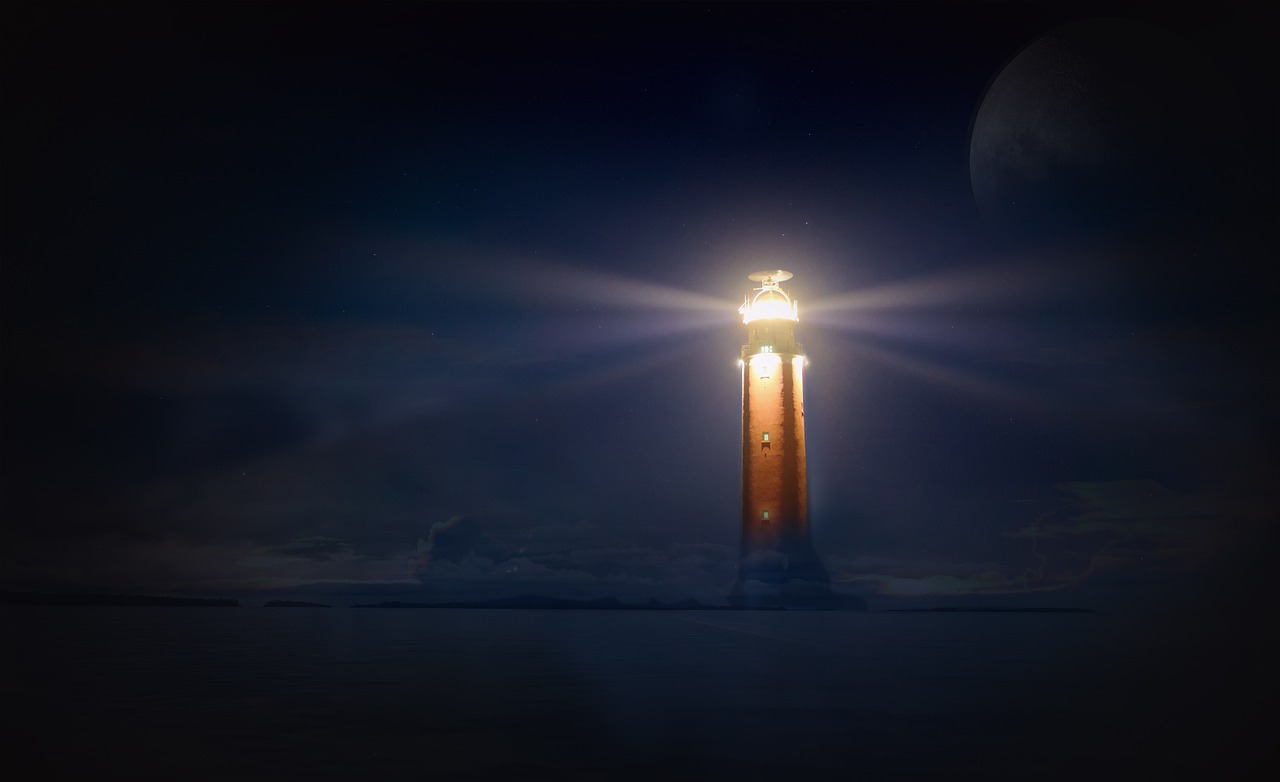 Image - lighthouse glow night sea