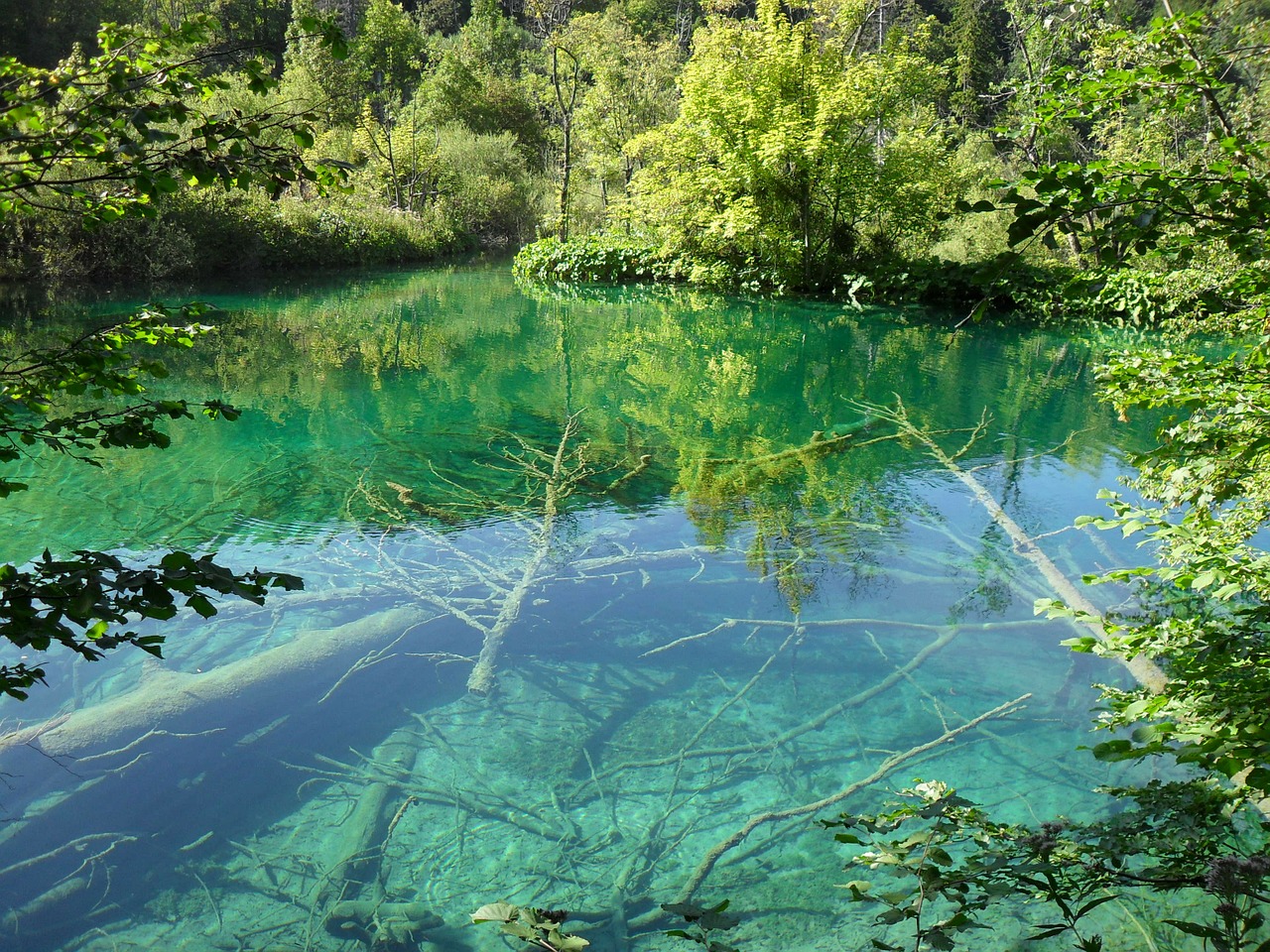 Image - plitvice lakes nature lake croatia