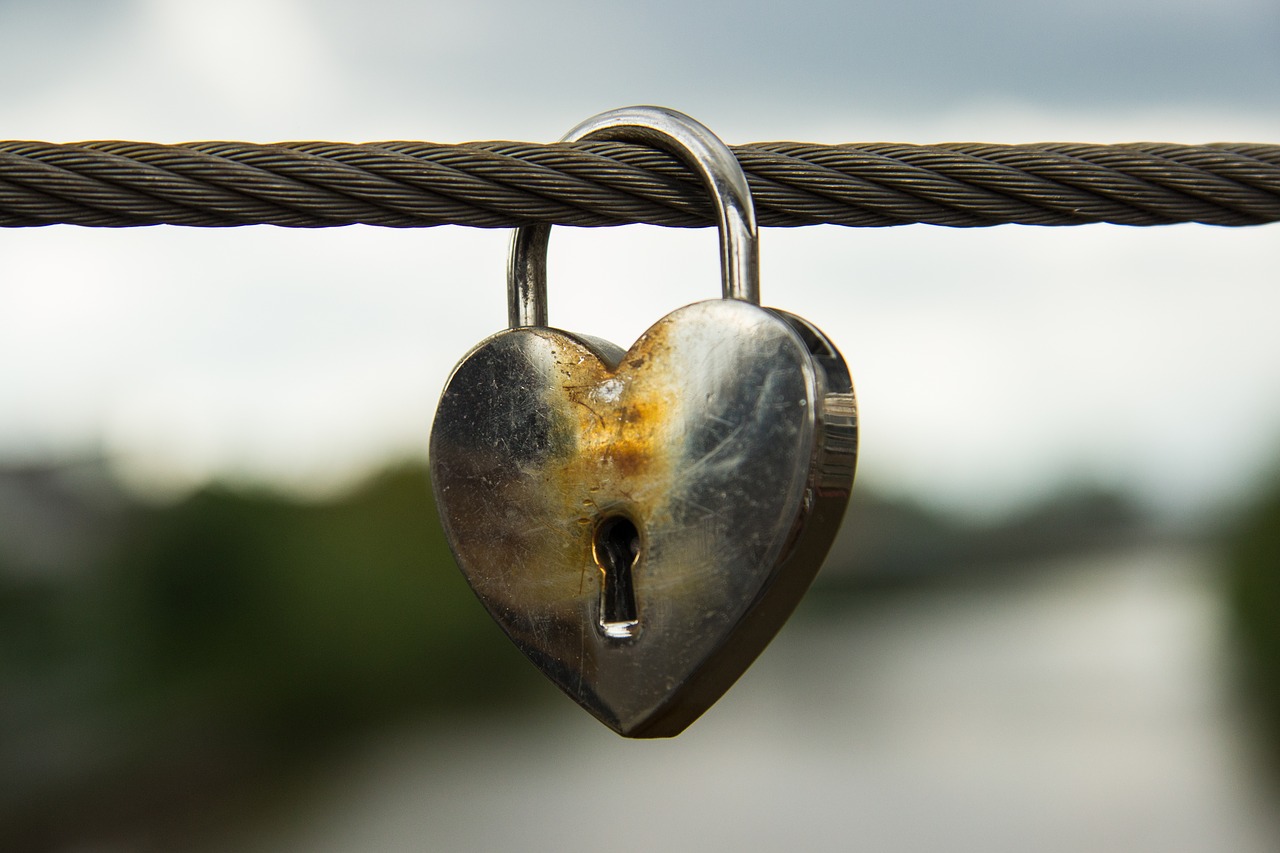 Image - heart castle bridge love padlock