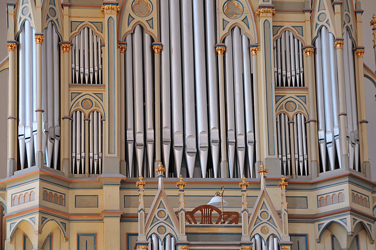 Image - church organ metal reformed church