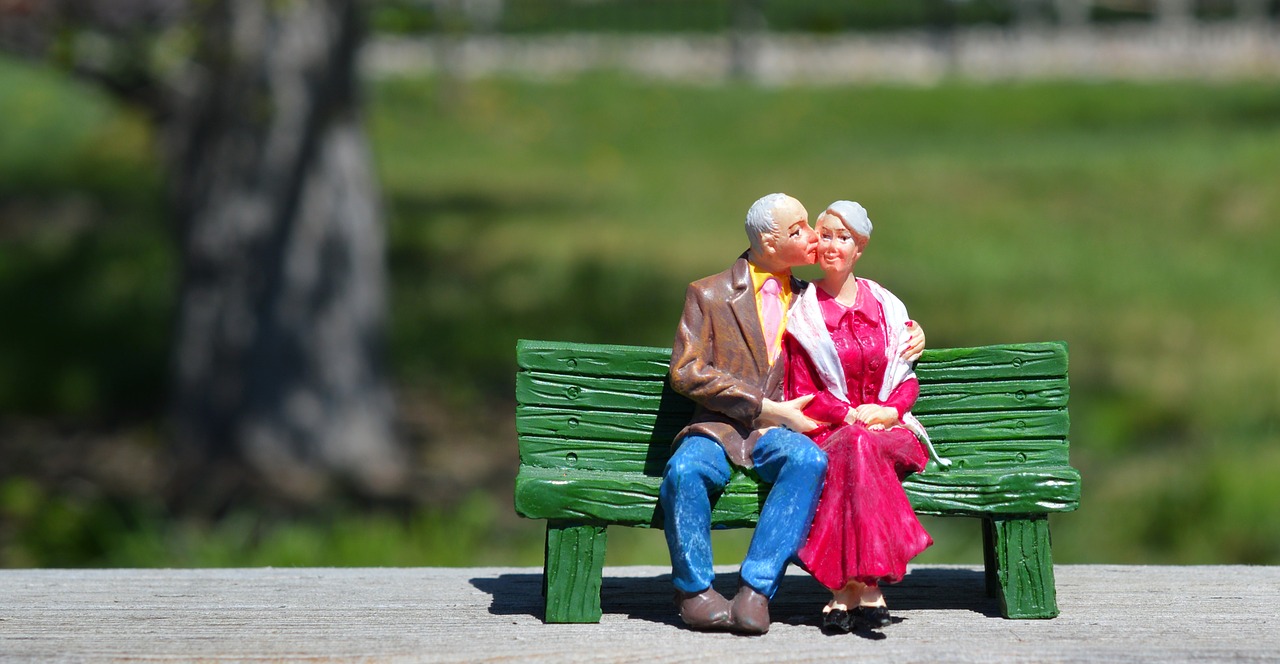 Image - old couple sitting grandparents