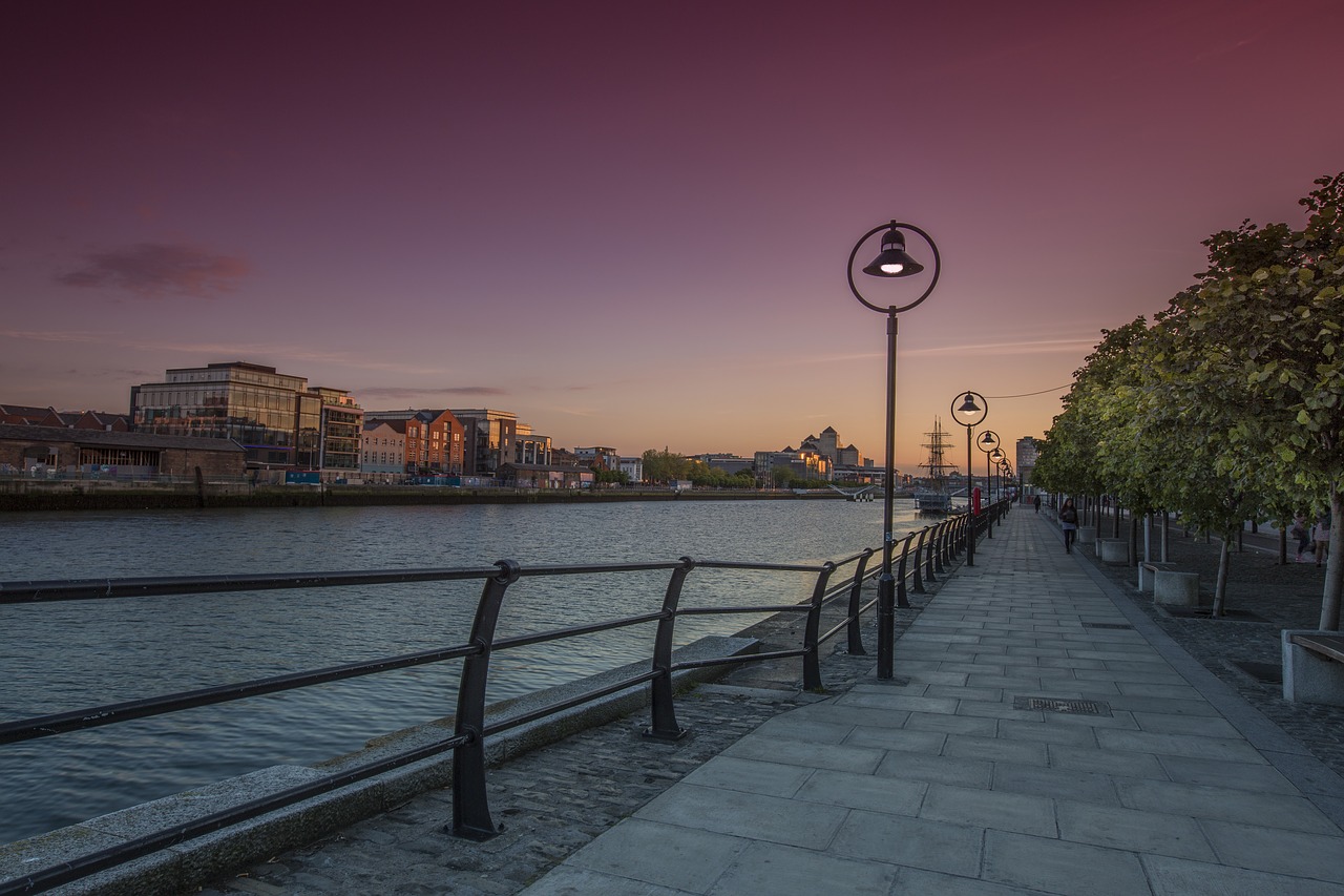 Image - dublin night city urban cityscape