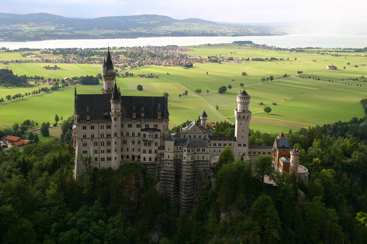 Image - neuschwanstein castle bavaria tower