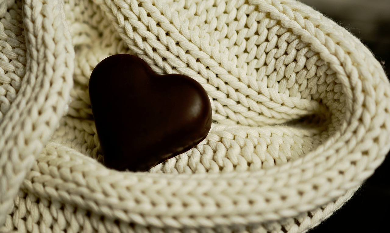 Image - heart chocolate heart wool mesh