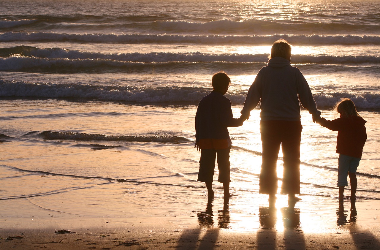 Image - family sunset leisure people child