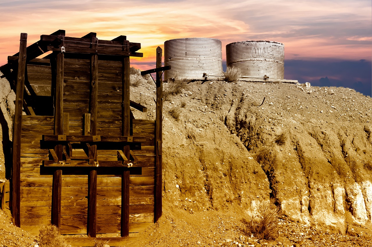 Image - gold mine desert mining abandoned