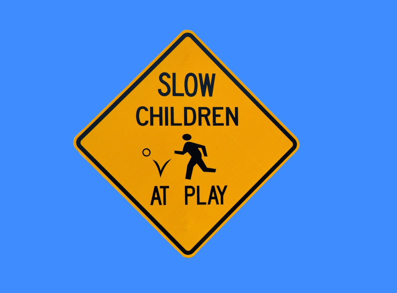 Image - children at play sign signage