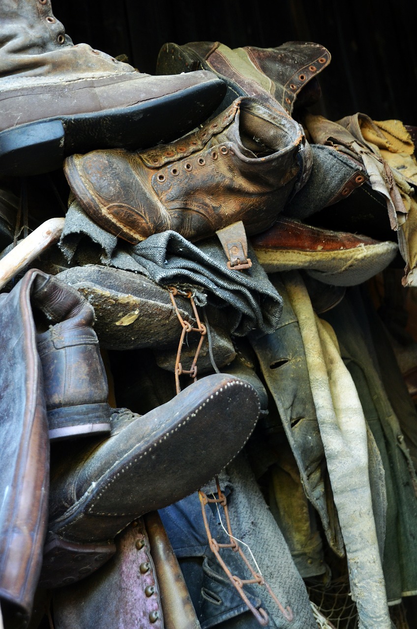 Image - shoes old debris