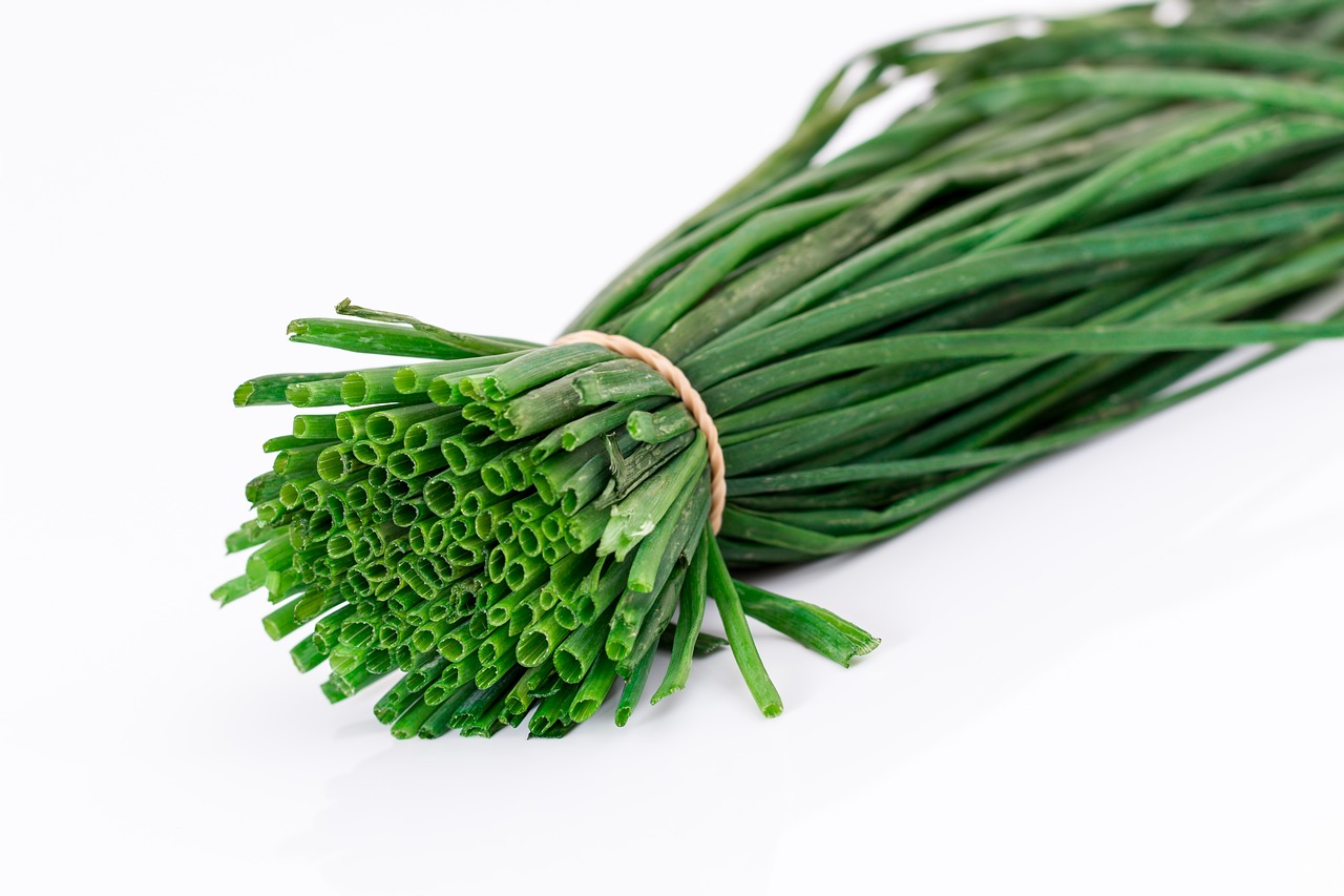 Image - spring onion salad onion flavoring