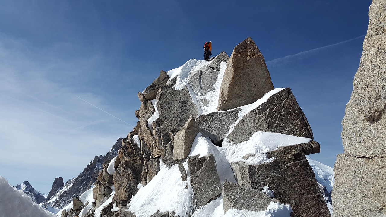 Image - cosmiques ridge granite summit