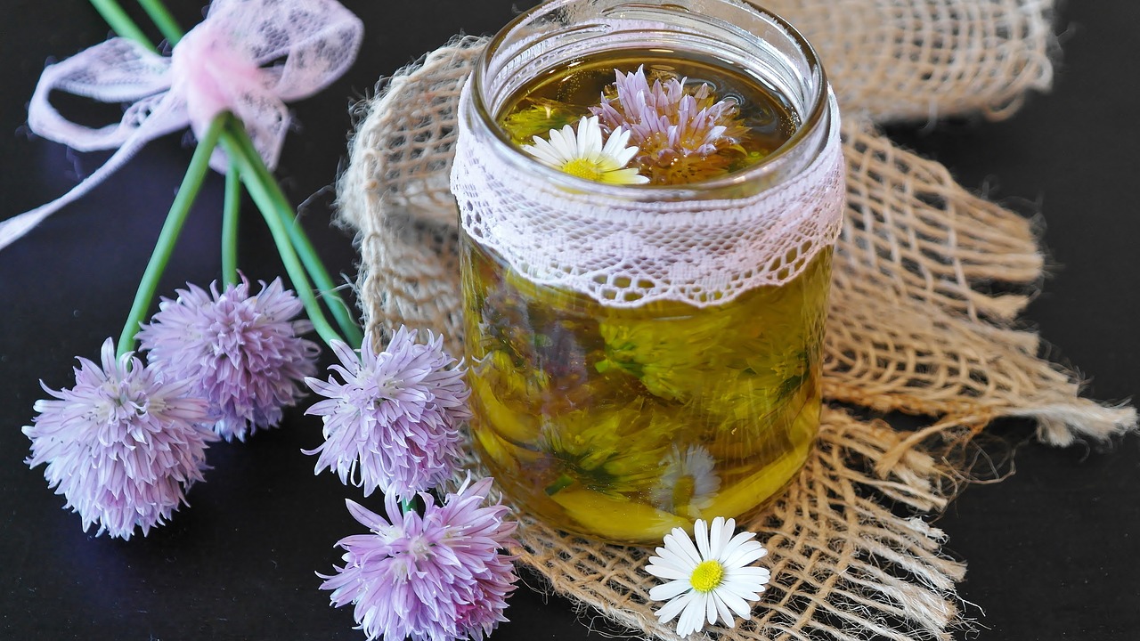 Image - chives oil schnittlauchöl garlic