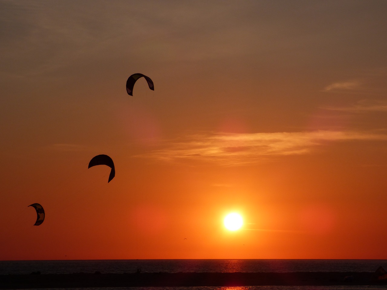 Image - sunset kite kite surfing surf