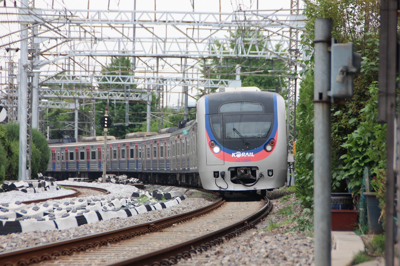 Image - train subway republic of korea