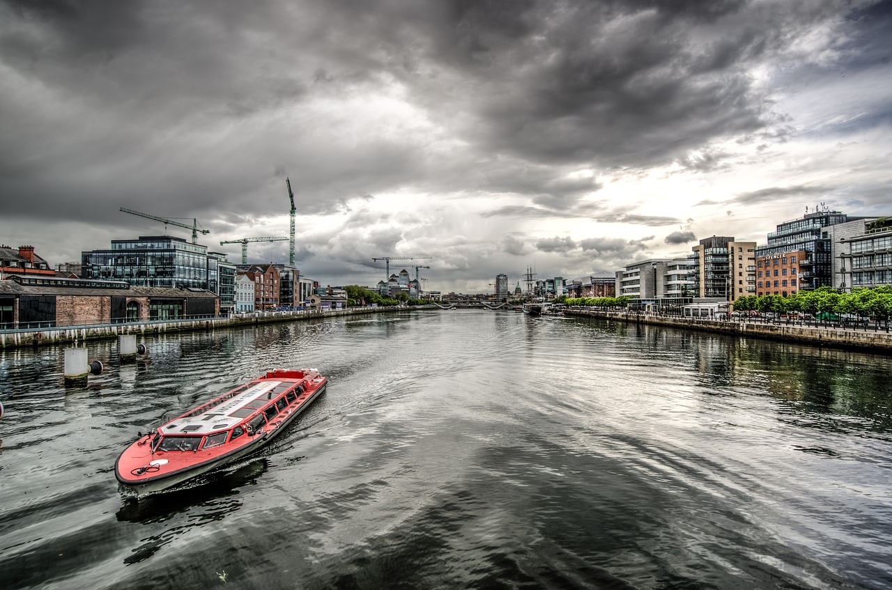 Image - liffey river dublin ireland hdr