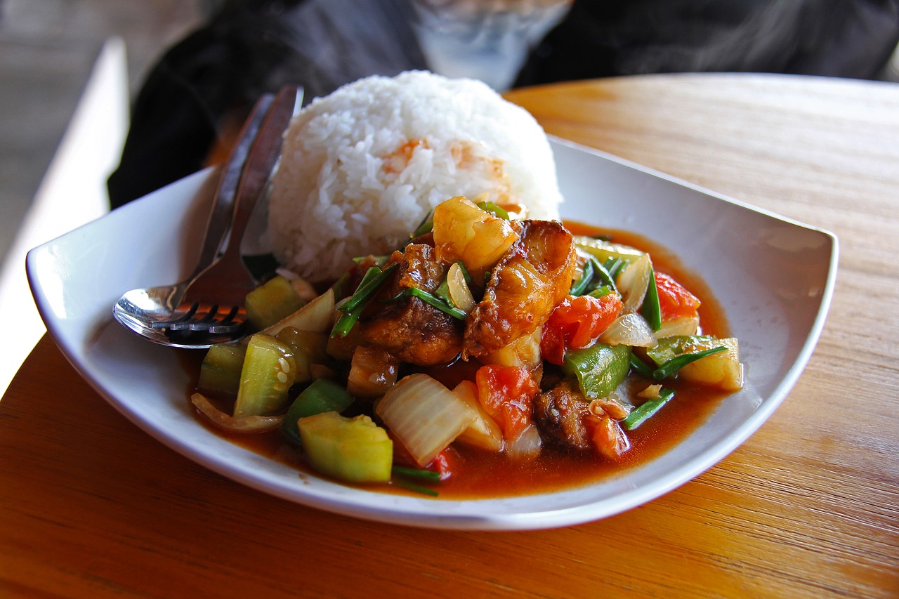 Image - rice fried fish sweet and sour fish