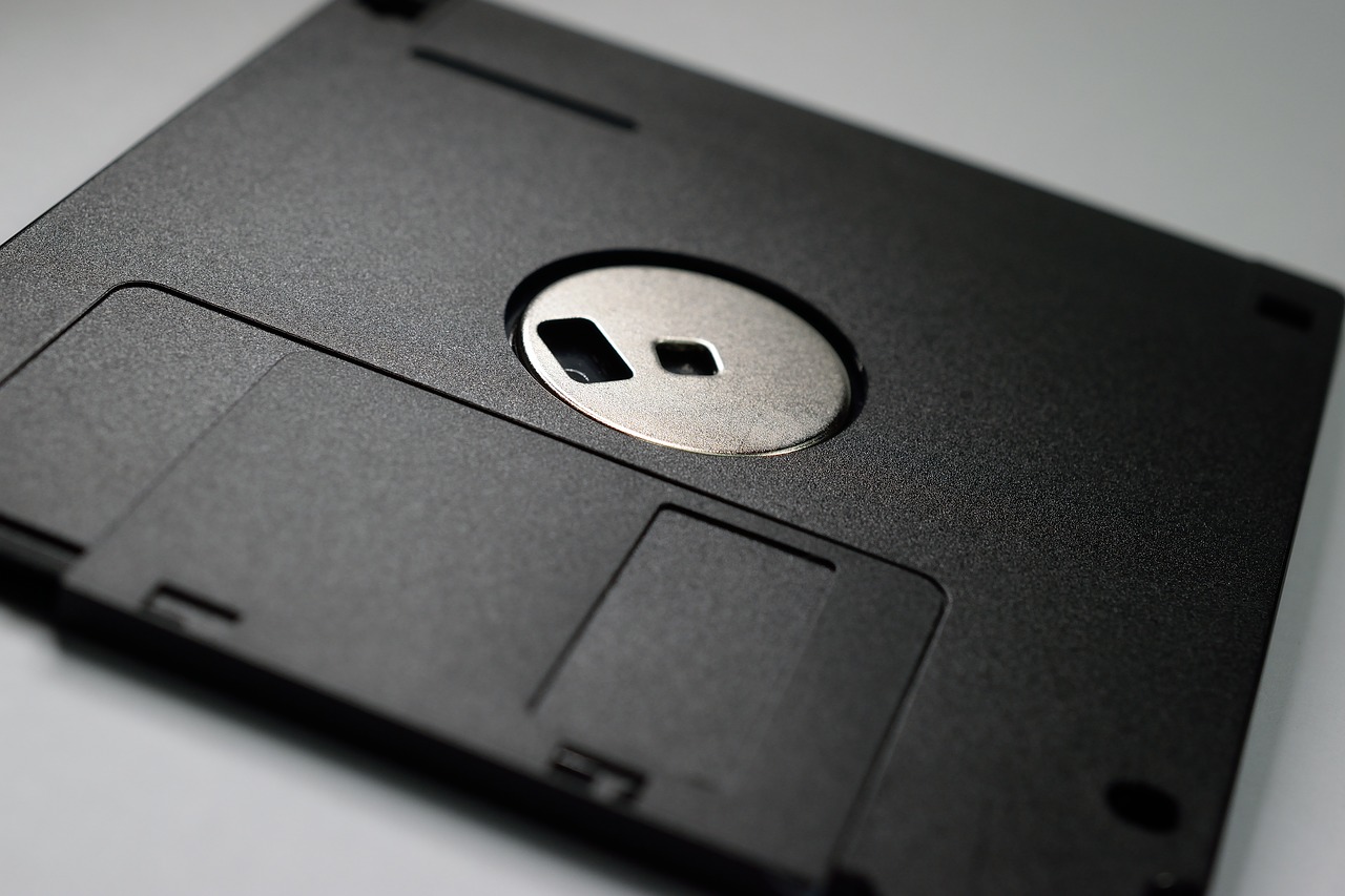 Image - computer disk wallpaper