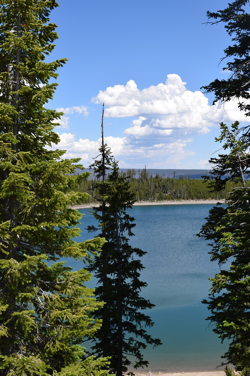 Image - mountain lake lake pretty lake