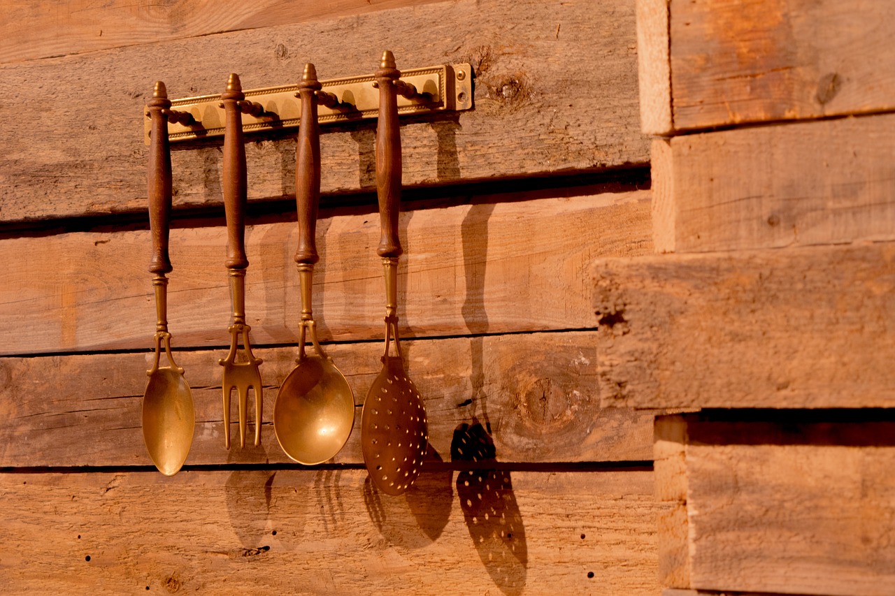 Image - wall ladle wood