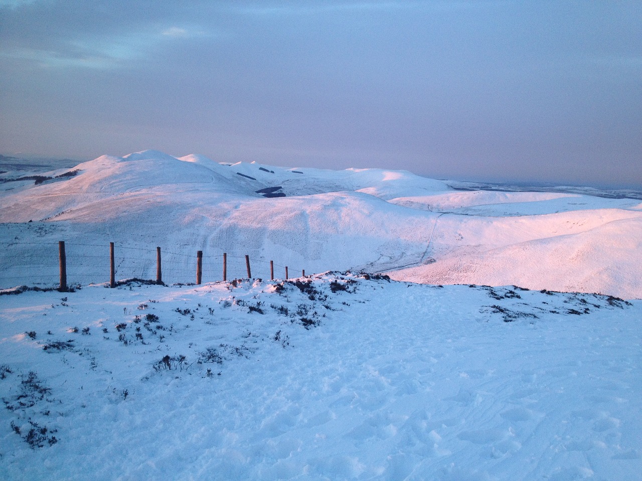 Image - pentland hills edinburgh winter