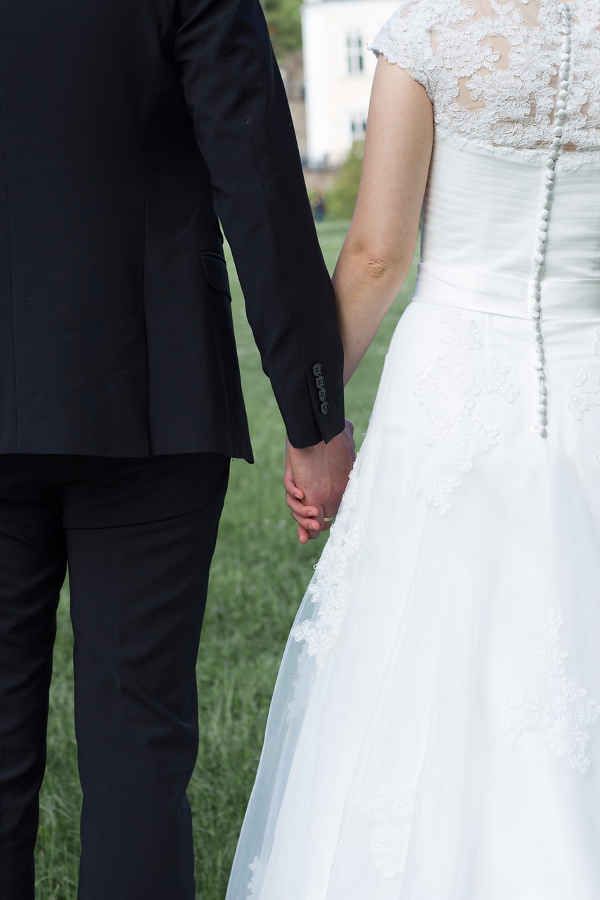 Image - wedding bride and groom marry white