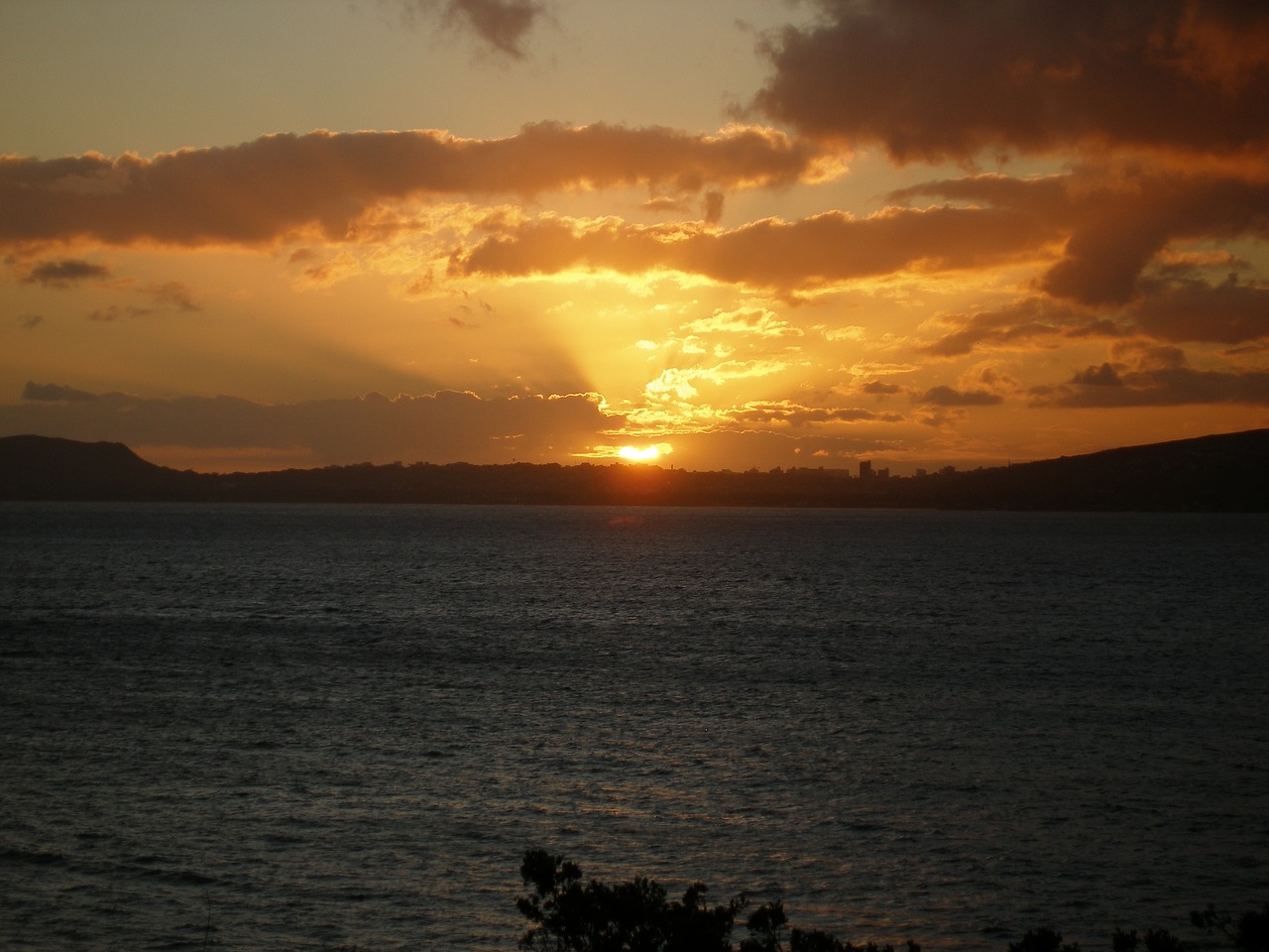 Image - sunset hawaii portlock china walls