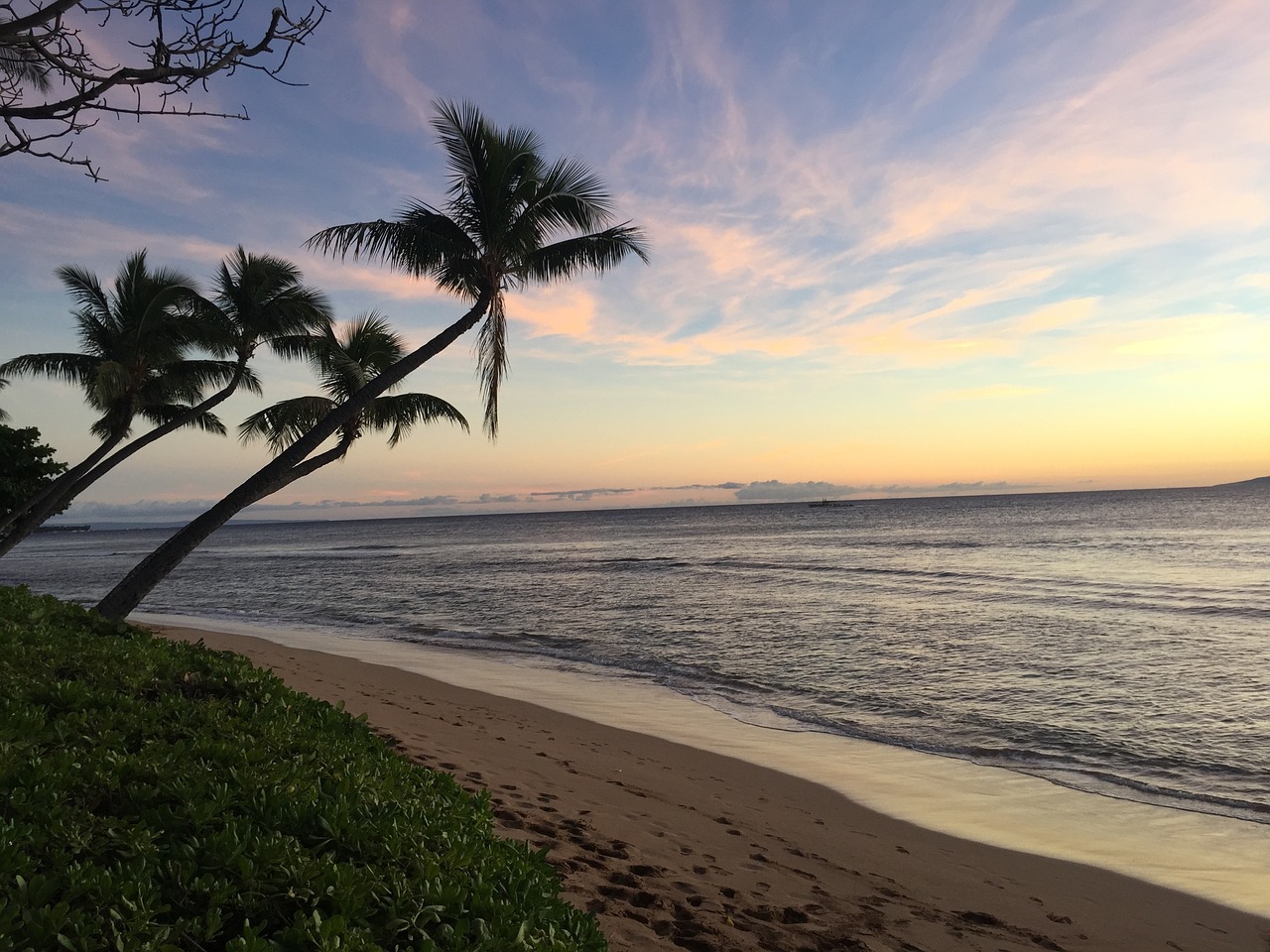 Image - hawaii molokai maui sunset beach