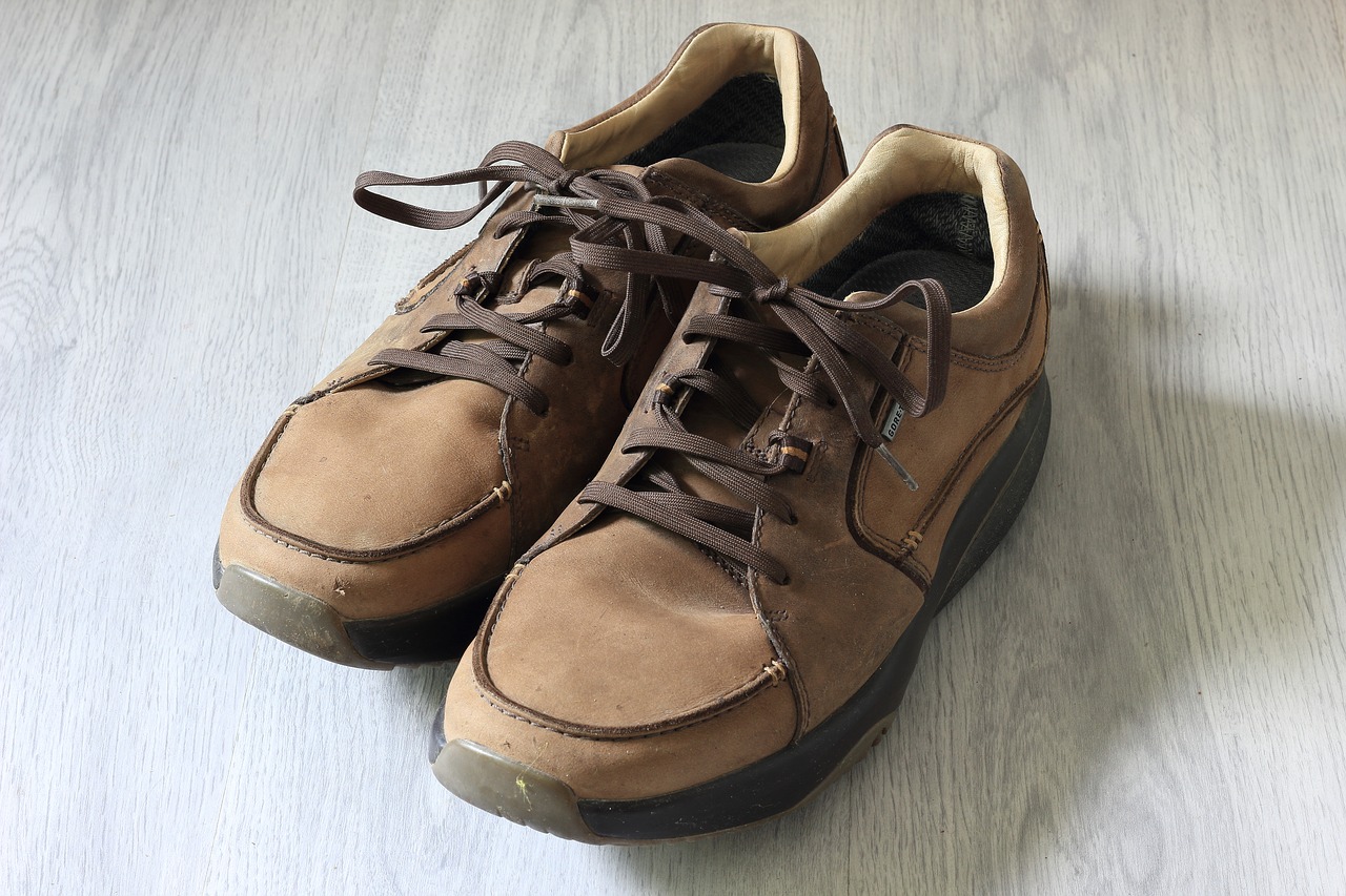 Image - shoes menwear laces brown clothes