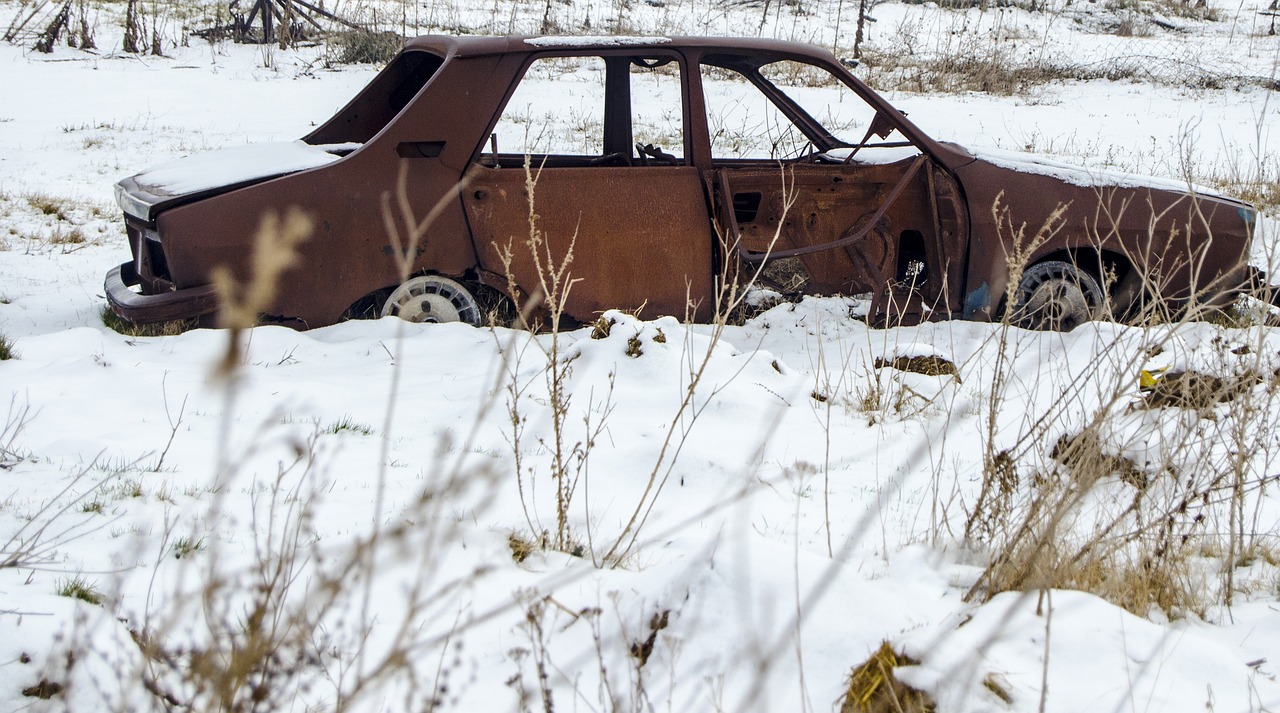 Image - old car history rust live winter