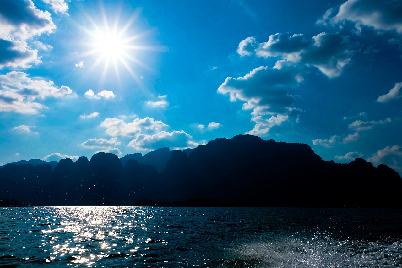 Image - thailand dam water boat wood