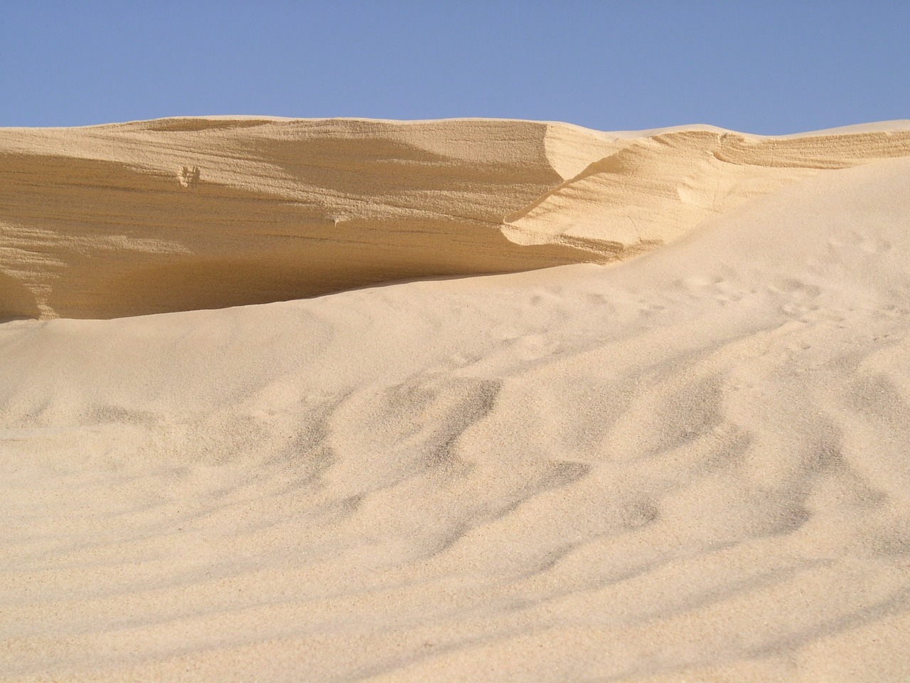 Image - desert dunes sahara sand tunisia