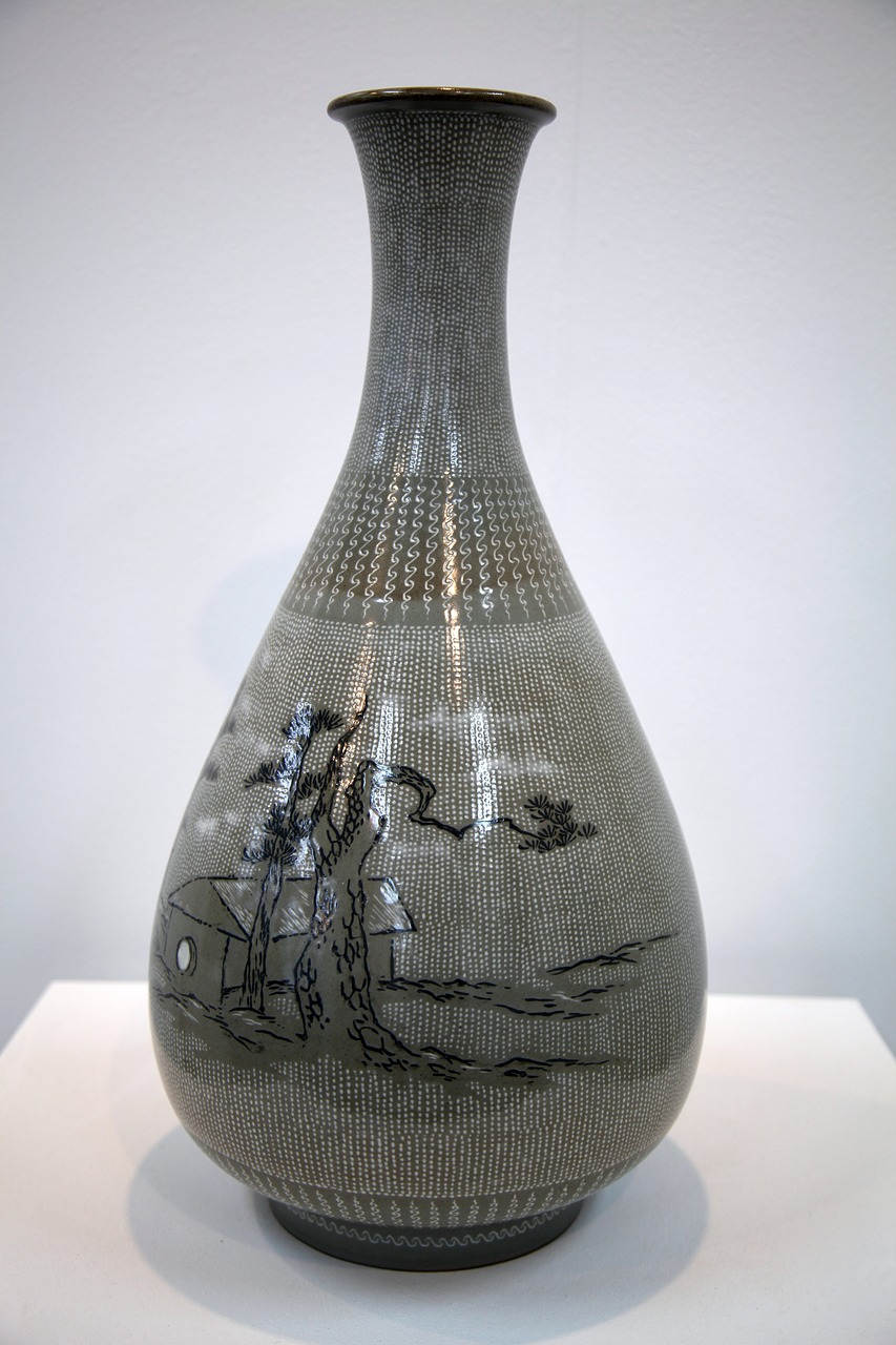 Image - porcelain water bottle pottery