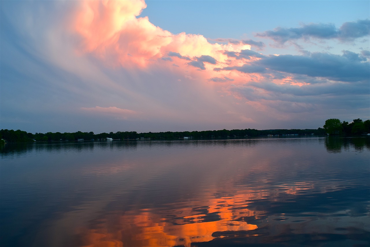 Image - sunset clouds puffy sky reflection
