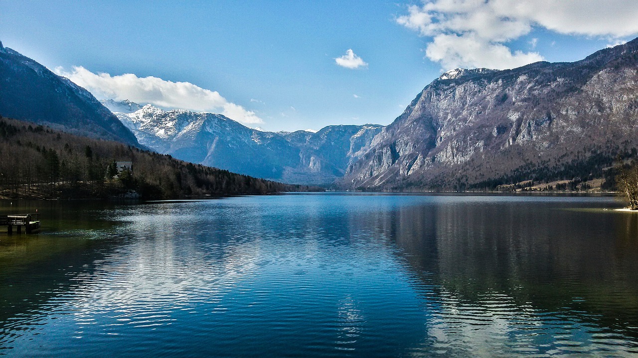 Image - bohinj lake natural sun mountain