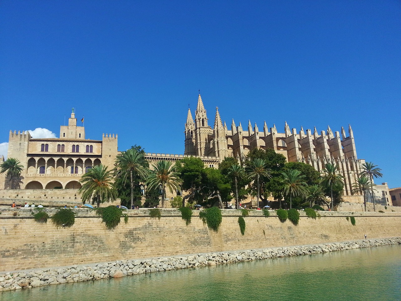 Image - cathedral himmel blue