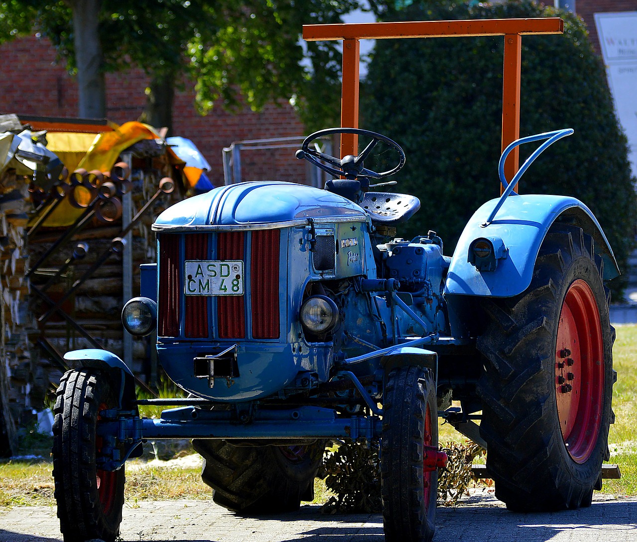 Image - hanomag perfect blue tractor