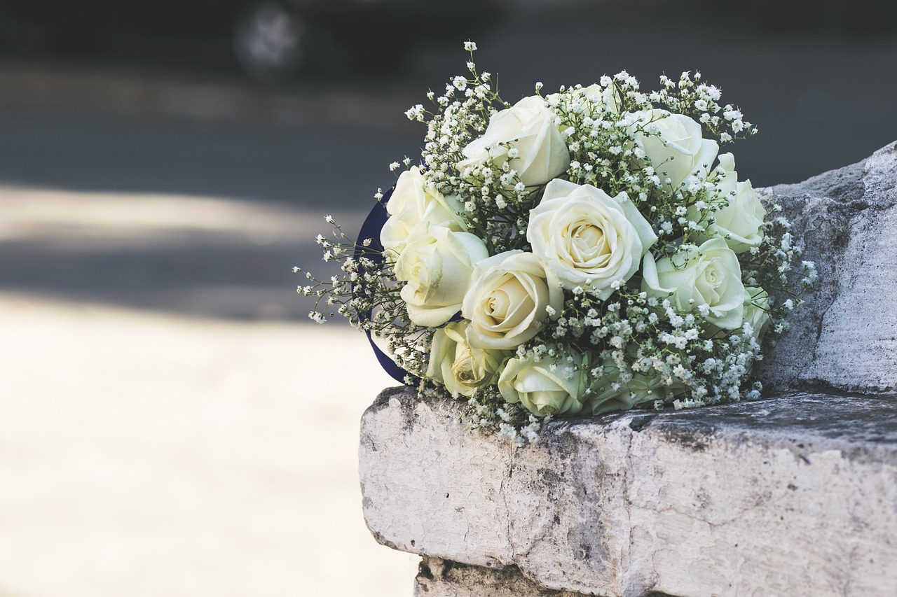 Image - flowers wedding white rose green