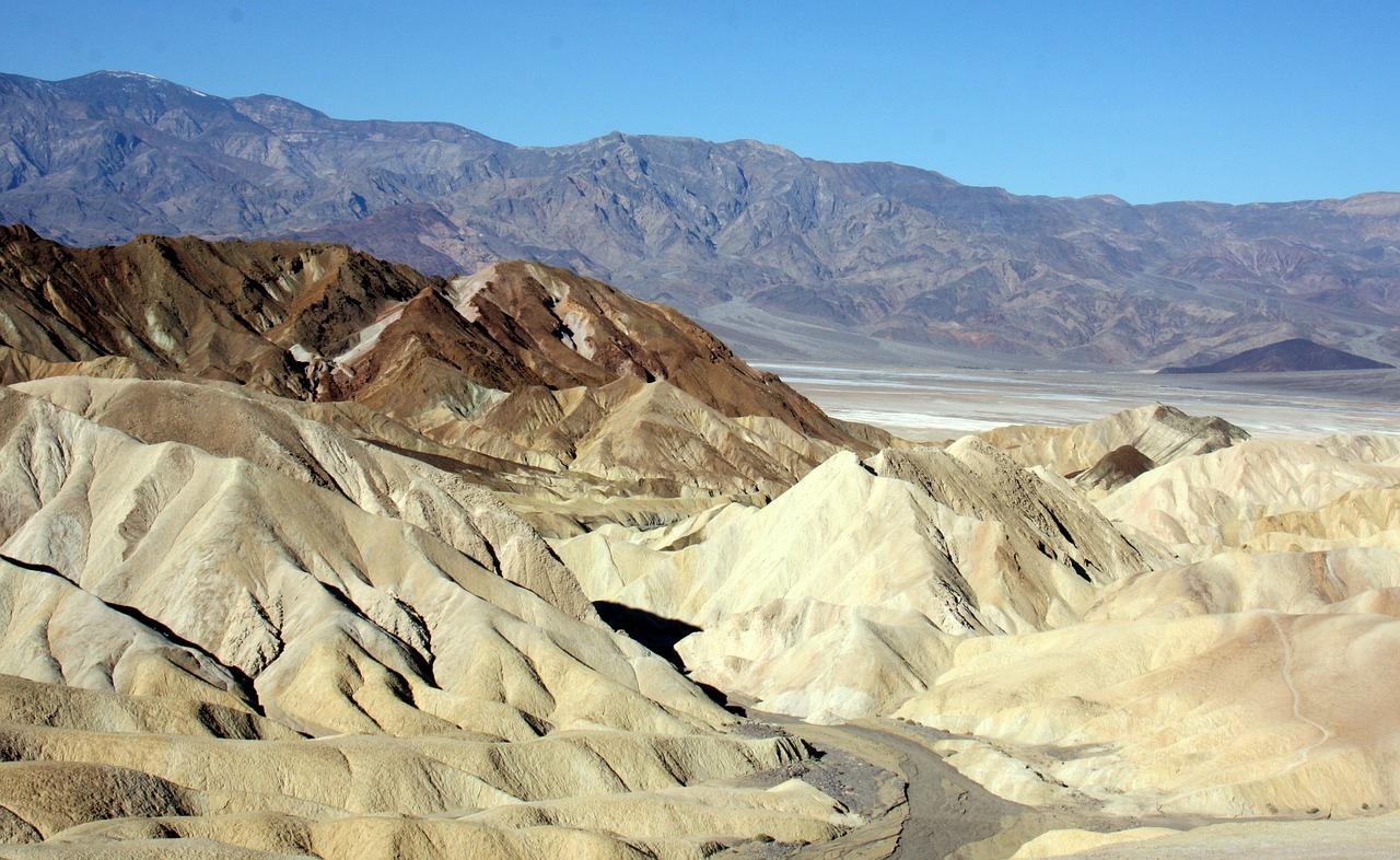 Image - death valley zabriskie point