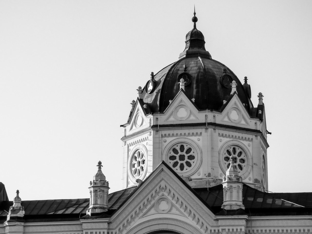 Image - building dome top window