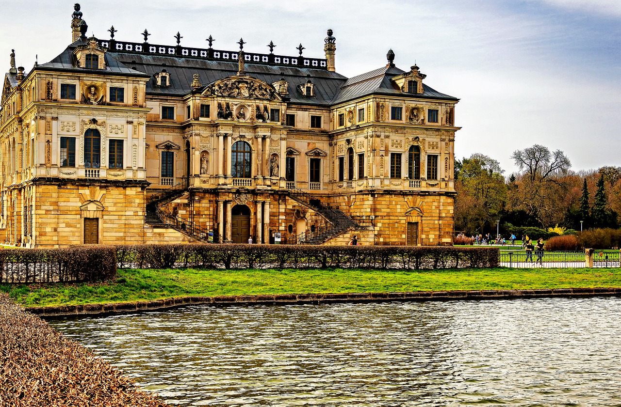 Image - dresden large garden palais