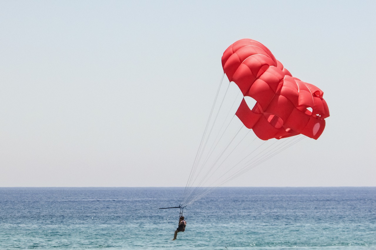 Image - parachute red sky extreme