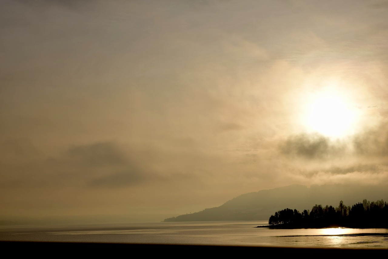 Image - norway oslo fjord sun cloud