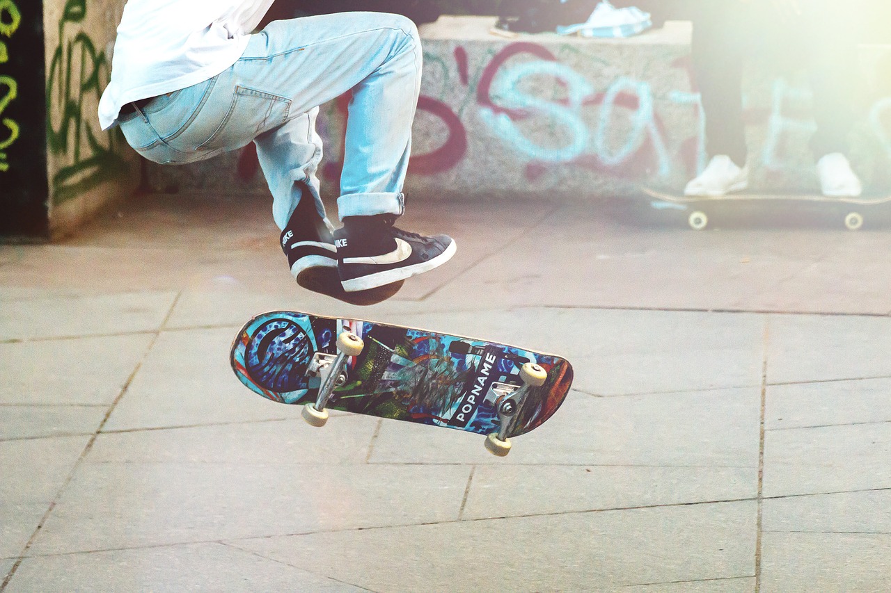 Image - skateboarder man boy skateboard