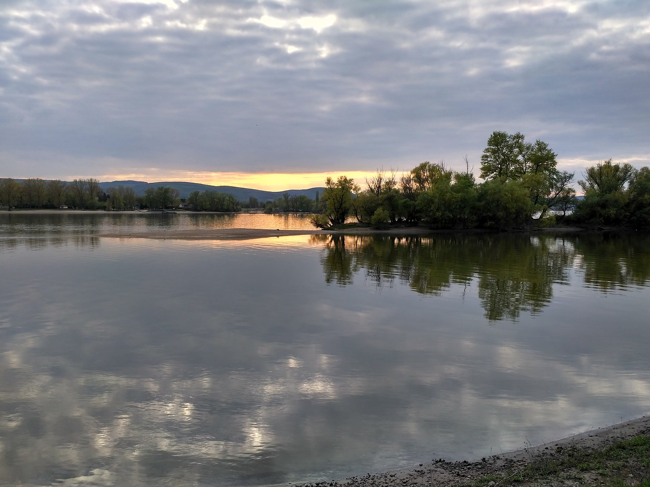 Image - hungary in zebegény sunset danube