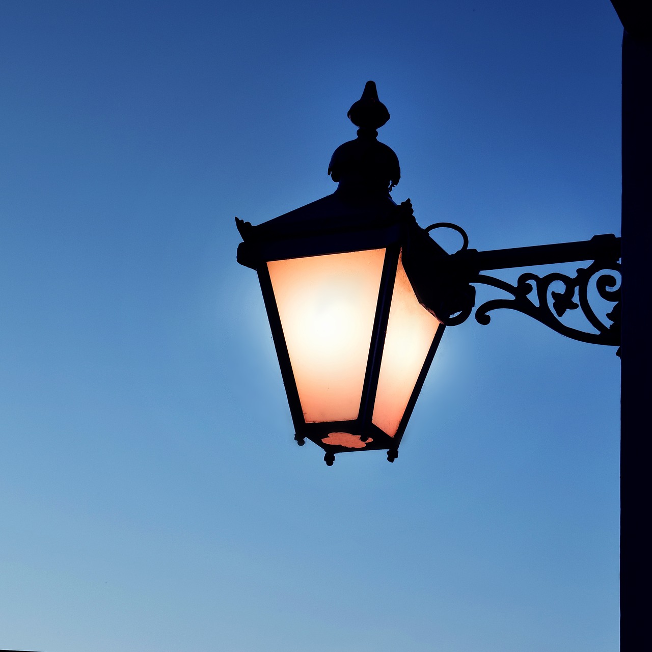 Image - lamp lampost light street old