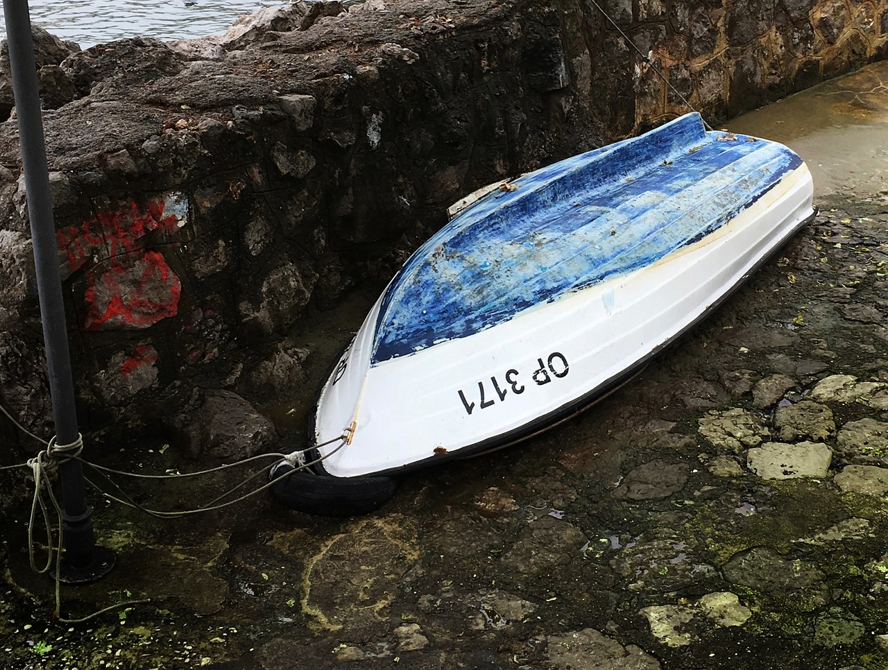 Image - rowboat boat wooden blue old